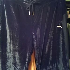Puma velvet joggers